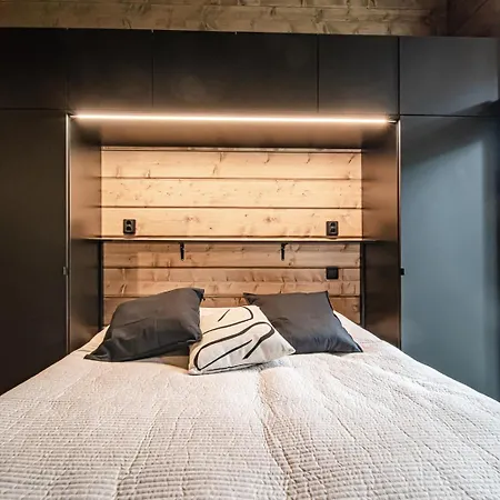 Blackberry B By Aavalevi Апартаменты Леви