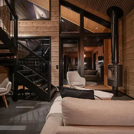 Blackberry B By Aavalevi Апартаменты *