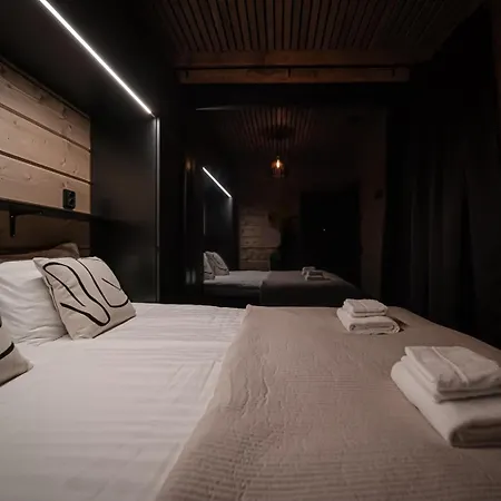 Blackberry B By Aavalevi