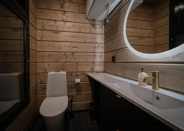 Blackberry B By Aavalevi Levi